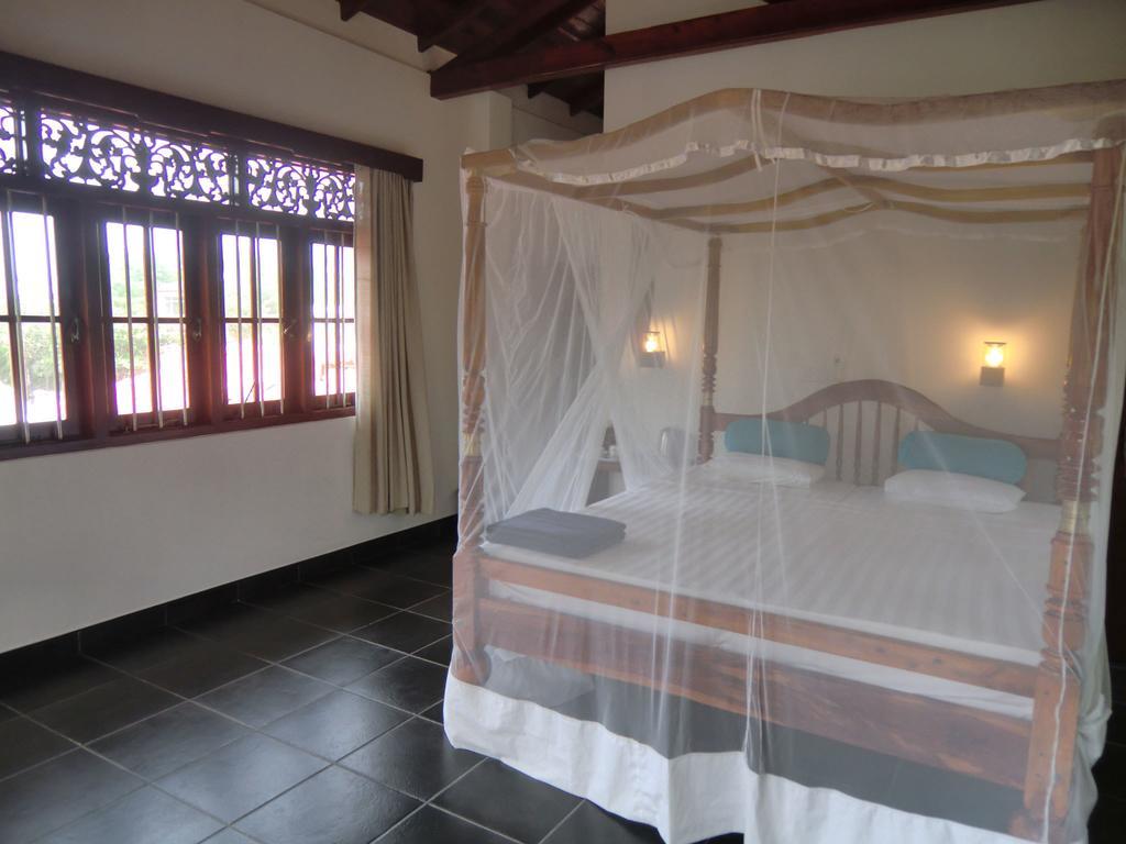 The Oasis Villa Hikkaduwa Zimmer foto